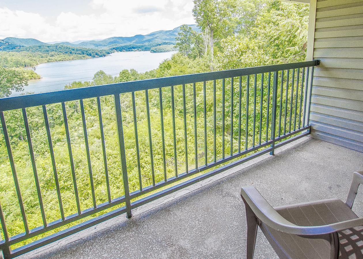 Lake Chatuge Hotel